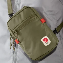 Online Axelväska High Coast Pocket Mountain Green Axelväskor