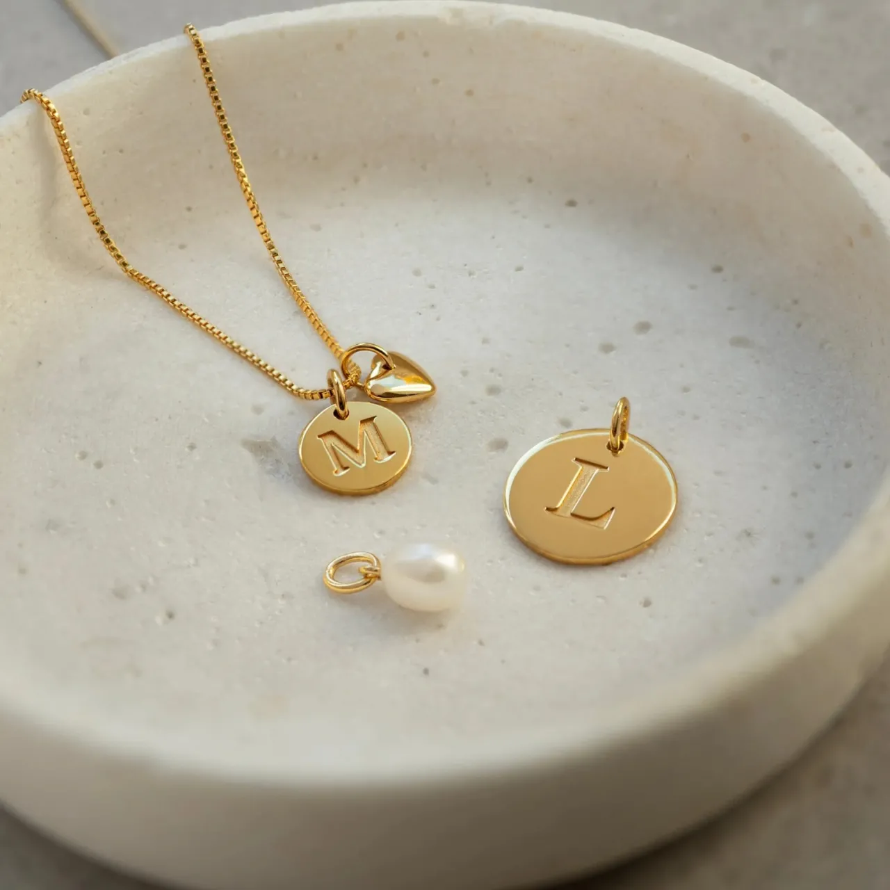 Discount Berlock beloved Pearl Guld Berlocker|Smycken Dam