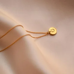 Berlock Mini Letter Guld H Berlocker