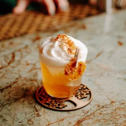 Hot Bok Vilda drinkar - en smak av naturen Kokböcker|Sommarfavoriter