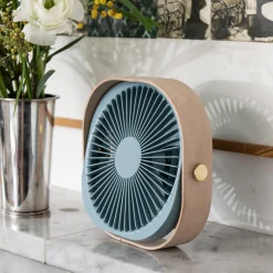 Outlet Bordsfläkt trådlös Fantastic Wood Dusty blue Sommarfavoriter