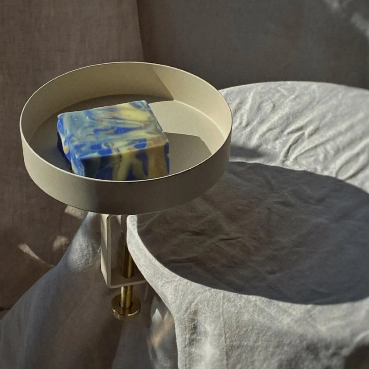 Clearance Bricka Clamp Tray S Oat Småförvaring|Brickor