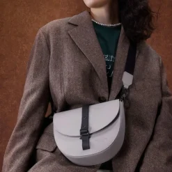 Outlet Crossbody Spläsh Moon Taupe Axelväskor