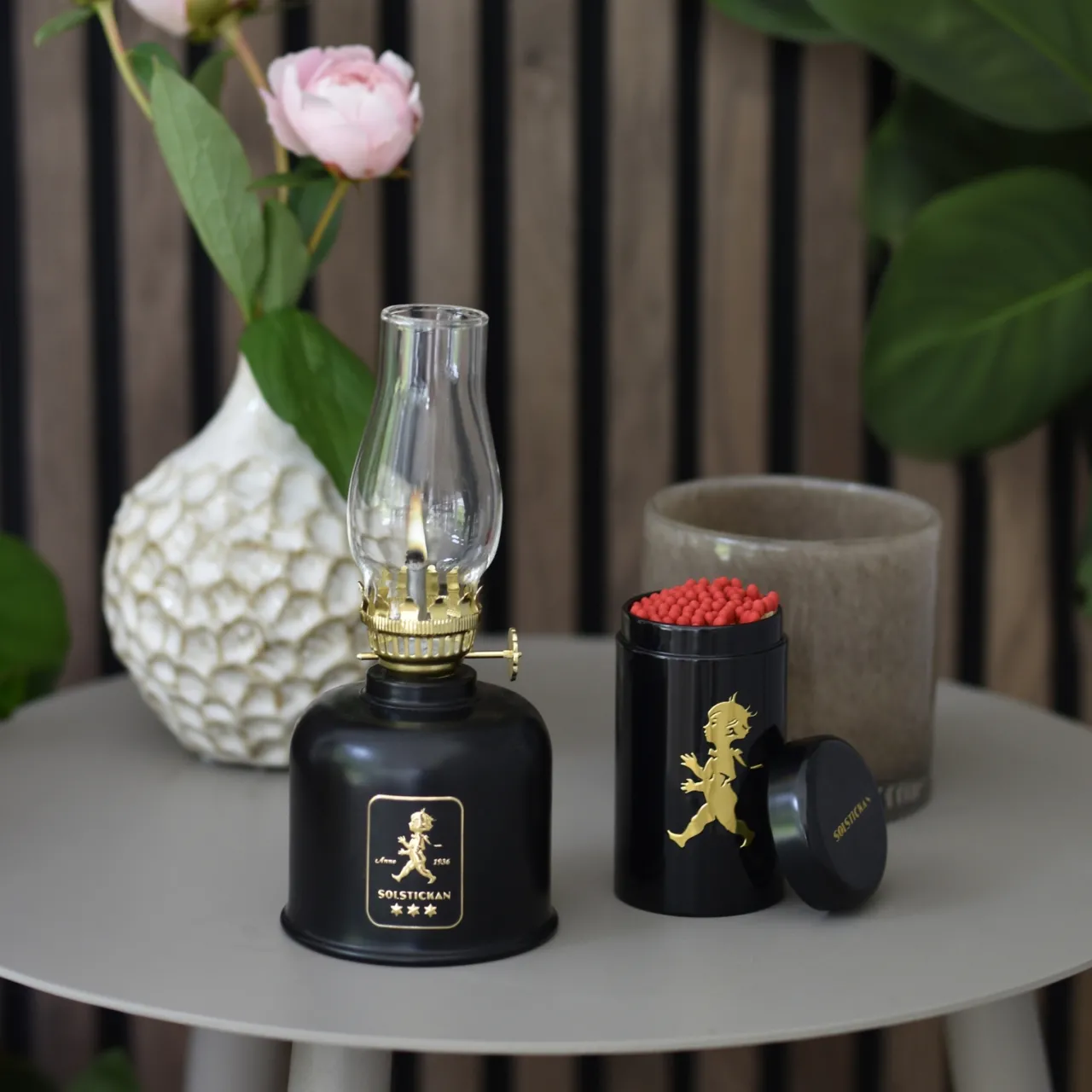 Online Fotogenlampa Svart/guld Ljusstakar & Lyktor|Julklappstips