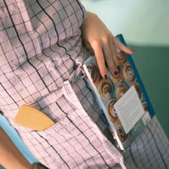 Sale Förkläde Rutan 70c90 cm Syrén Köksinredning