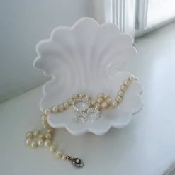 Sale Förvaringsskål Shell 13 cm offwhite Småförvaring