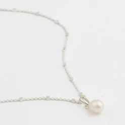 Outlet Halsband Treasure Single Pearl Silver Halsband Silver