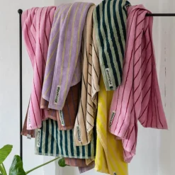 Handduk Naram 70 X 140 cm lila Sommarfavoriter