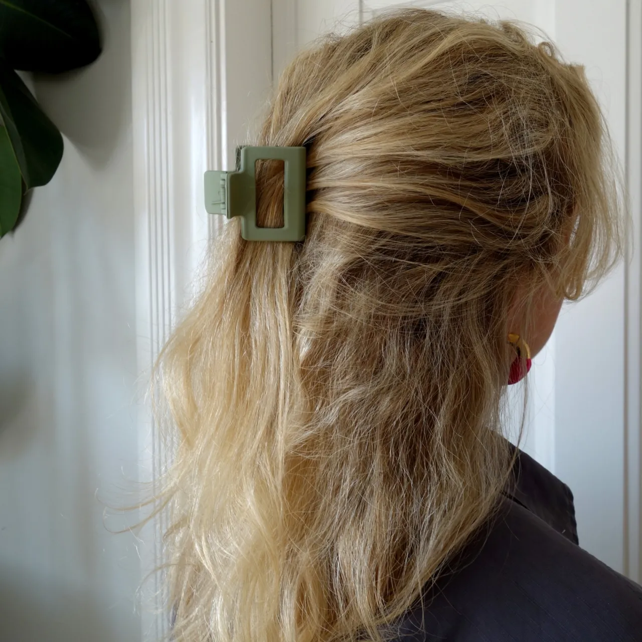 Discount Hårklämma Aurora Mini 5 cm Sage Hårklämma