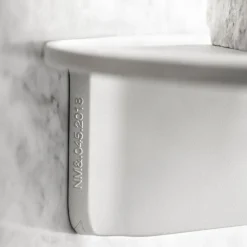 Best Hylla Museum vit Sängbord|Hyllor