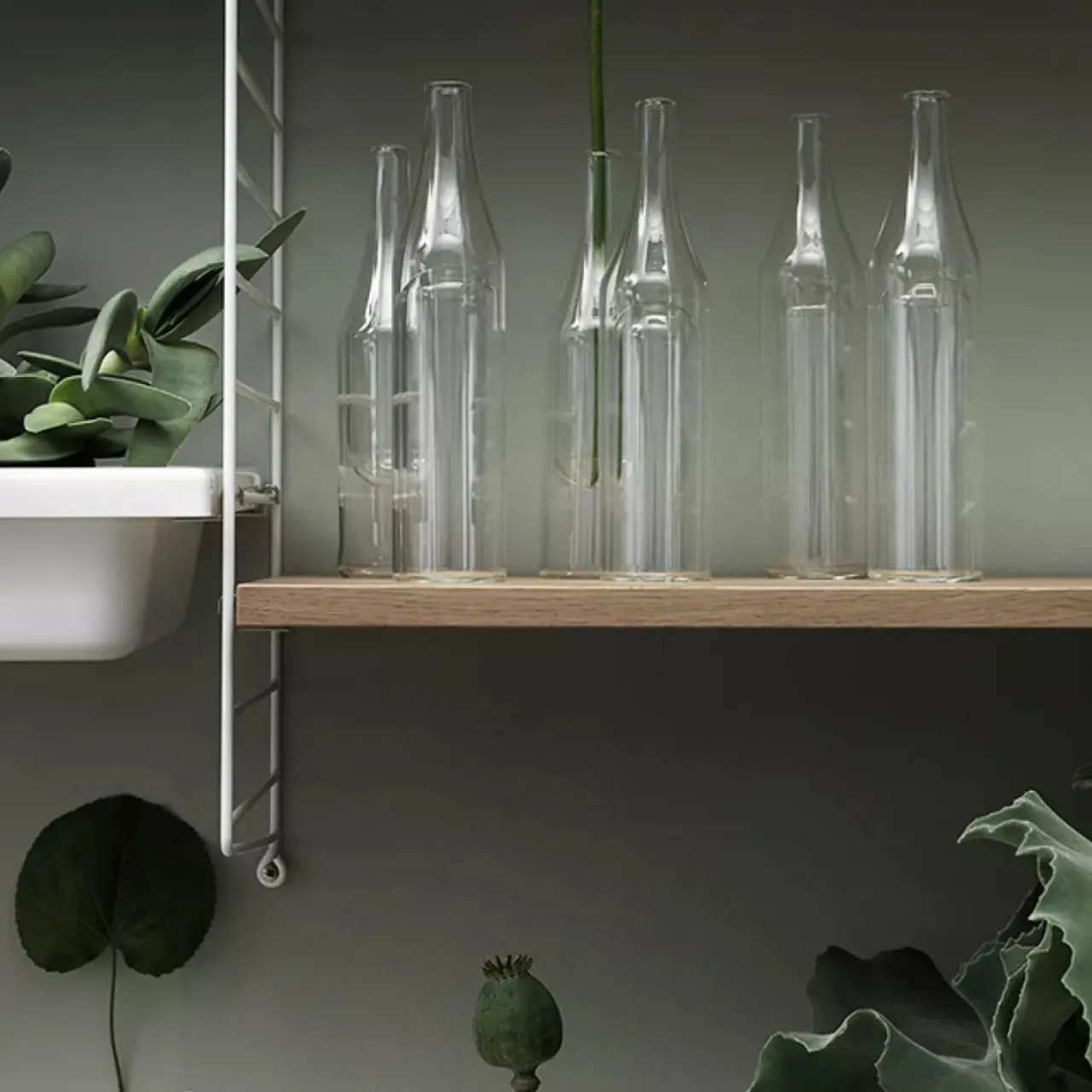 Hot Hyllplan 58x30 3-p ek String Hyllplan