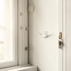 Hot Krok Mama vit Knoppar & Krokar|Småförvaring