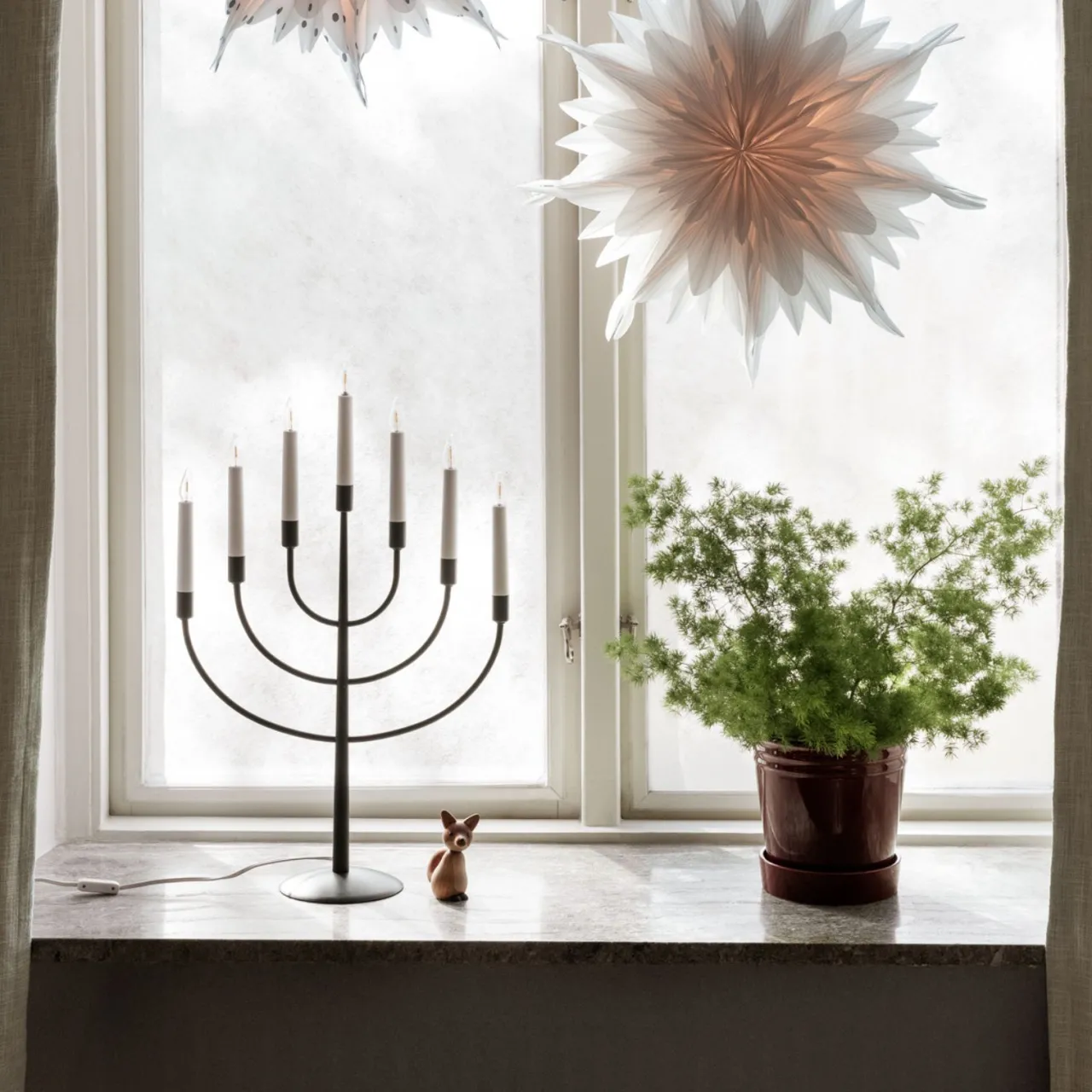 Kruka Alve M Burgundy Krukor