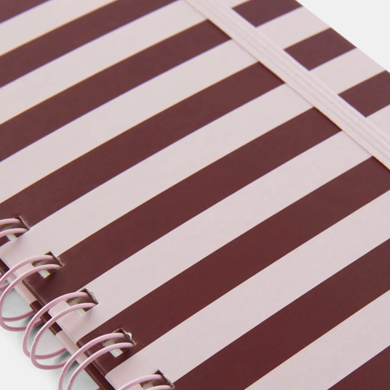 Online Linjerad anteckningsbok KIT Stripe A6 Rosa/burgundy Skrivbordstillbehör