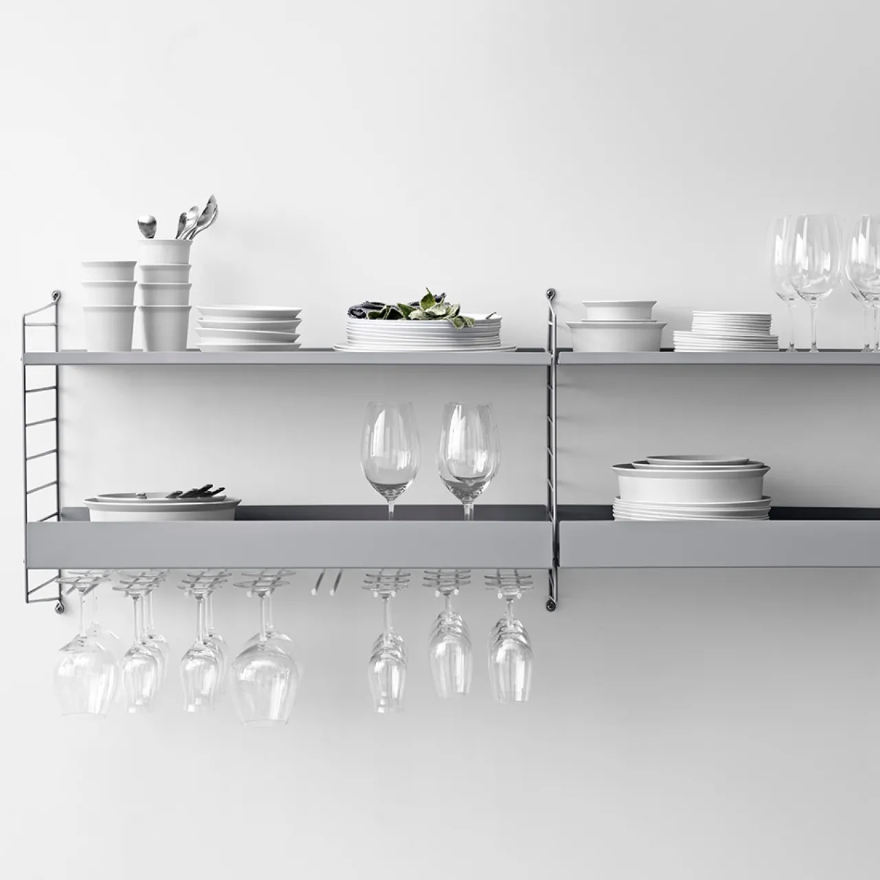 Outlet Metallhyllplan Hög 78x30 beige String Hyllplan