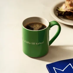 Sale Mugg Astrid Jag vet en som ska ställa till.. Grön Köksinredning|Tekoppar