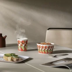 Best Mugg Jordgubbsfamiljen 28 cl Tekoppar|Kaffekoppar