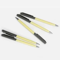 Penna kulspets grafit/krämgul Skrivbordstillbehör