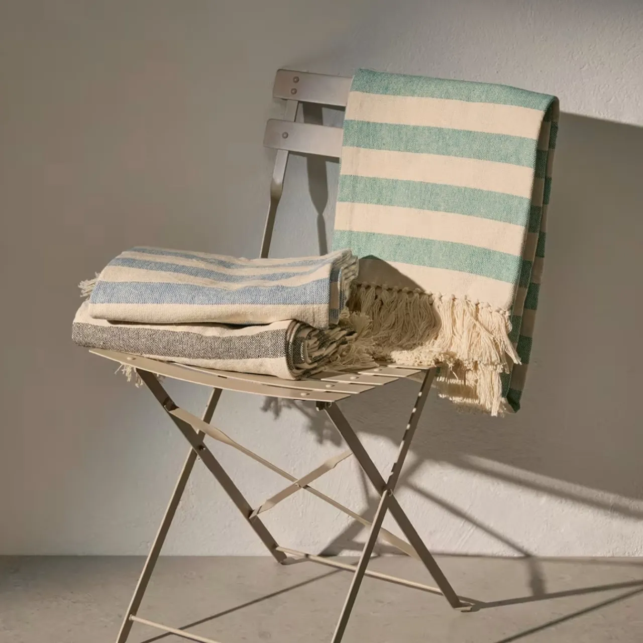 Hot Pläd Elly Stripe 130x170cm Sommarfavoriter