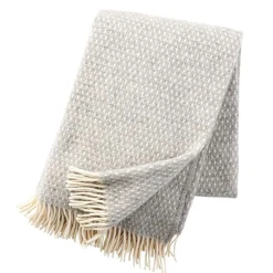 Clearance Pläd Knut ljusgrå Filtar & Plädar