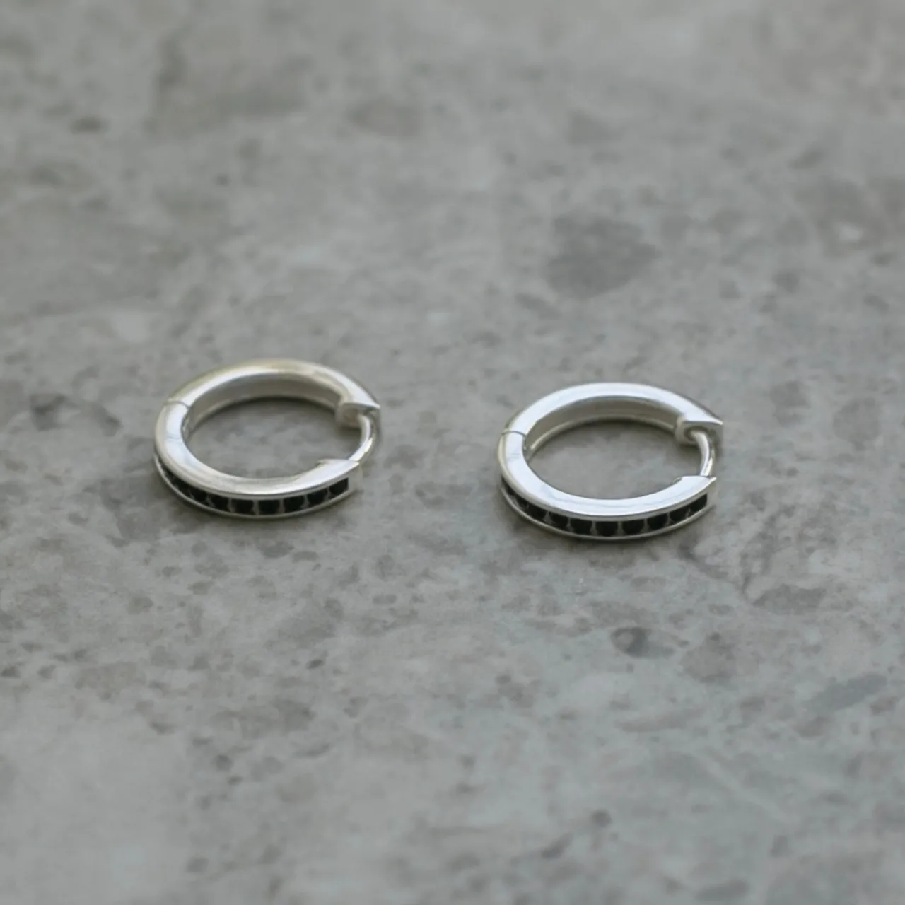 Clearance Örhängen Nano silver/svart Örhängen Silver|Smycken Dam