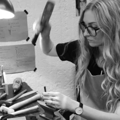 Örhängen rund oxiderad Örhängen Silver