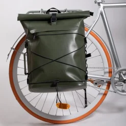 New Ryggsäck Pannier rolltop (incl 2 carabiners ) grön Ryggsäckar