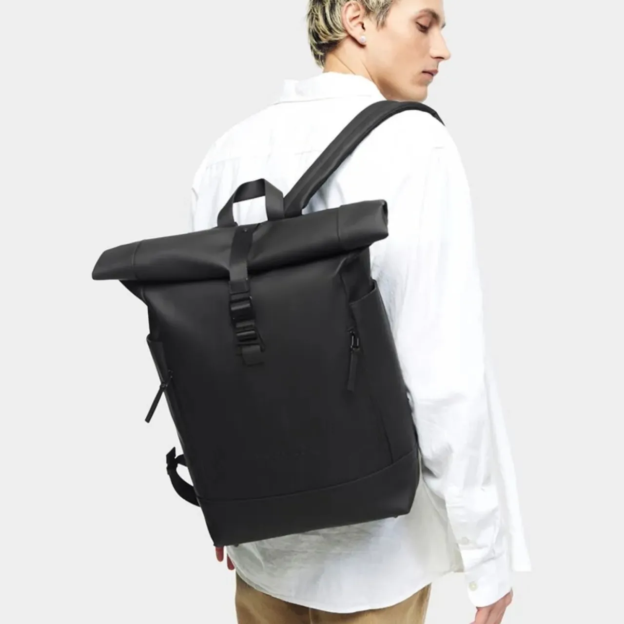 Sale Ryggsäck Rullen 13 Svart Ryggsäckar