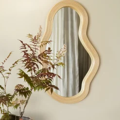 New Spegel Pond Medium Natural Speglar