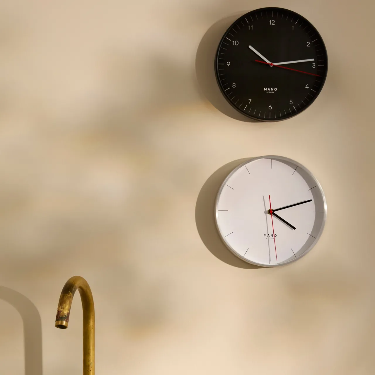 Clearance Väggklocka Mano 15 cm Svart Väggklockor|Till Julklappsspelet