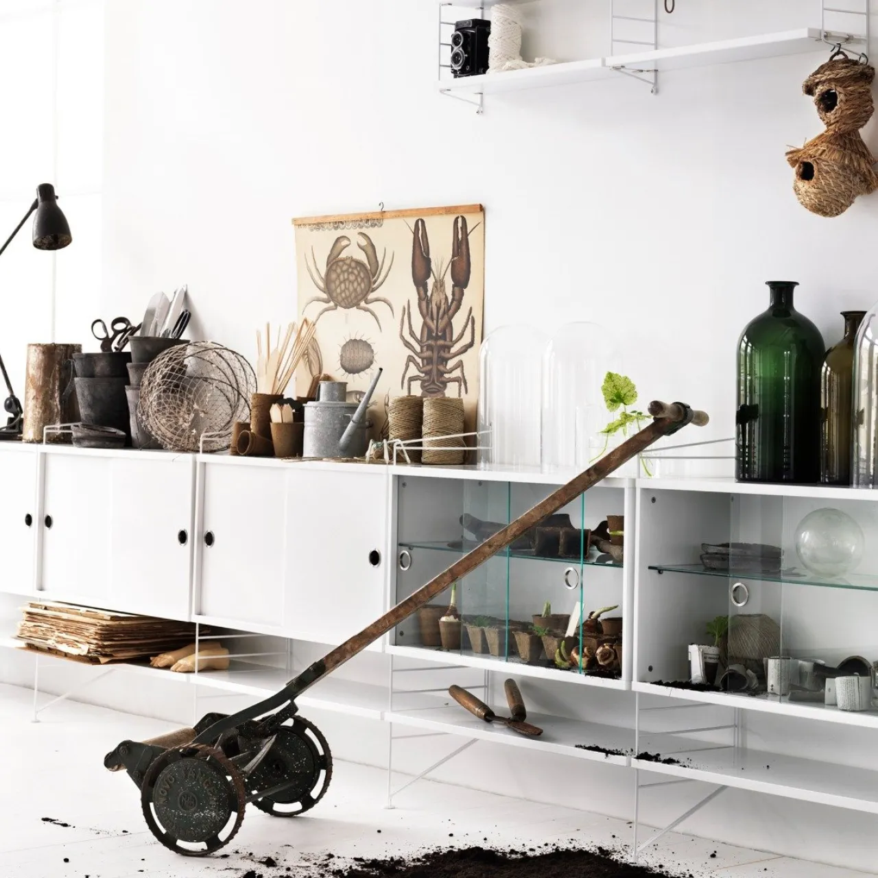 New Vitrinskåp 78x30x42 vit String Skåp & Fällbord