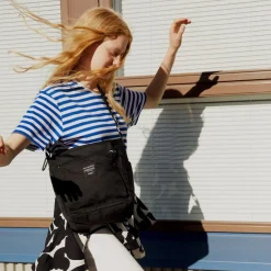 Online Väska Pal bag Svart Axelväskor