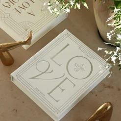 New Wedding Album - A Love Story Beige Designböcker